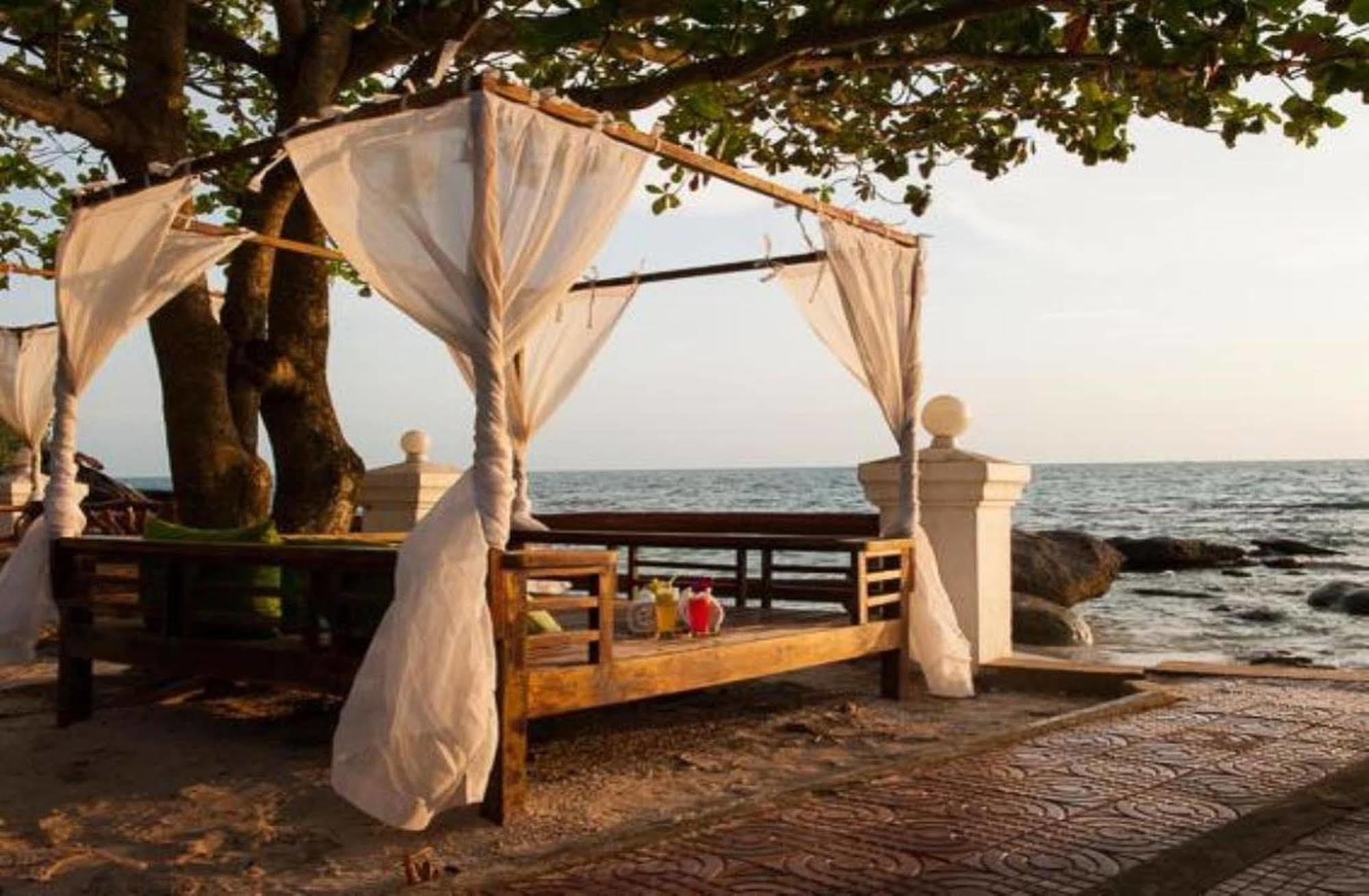 Malibu Bungalows Sihanoukville Extérieur photo